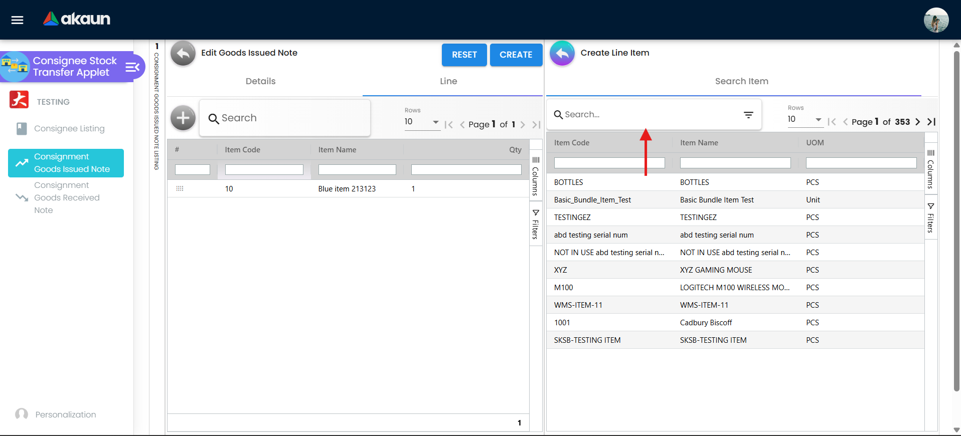 Item details with tracking tabs
